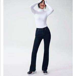 Universal Standard Flare Jeans US 10